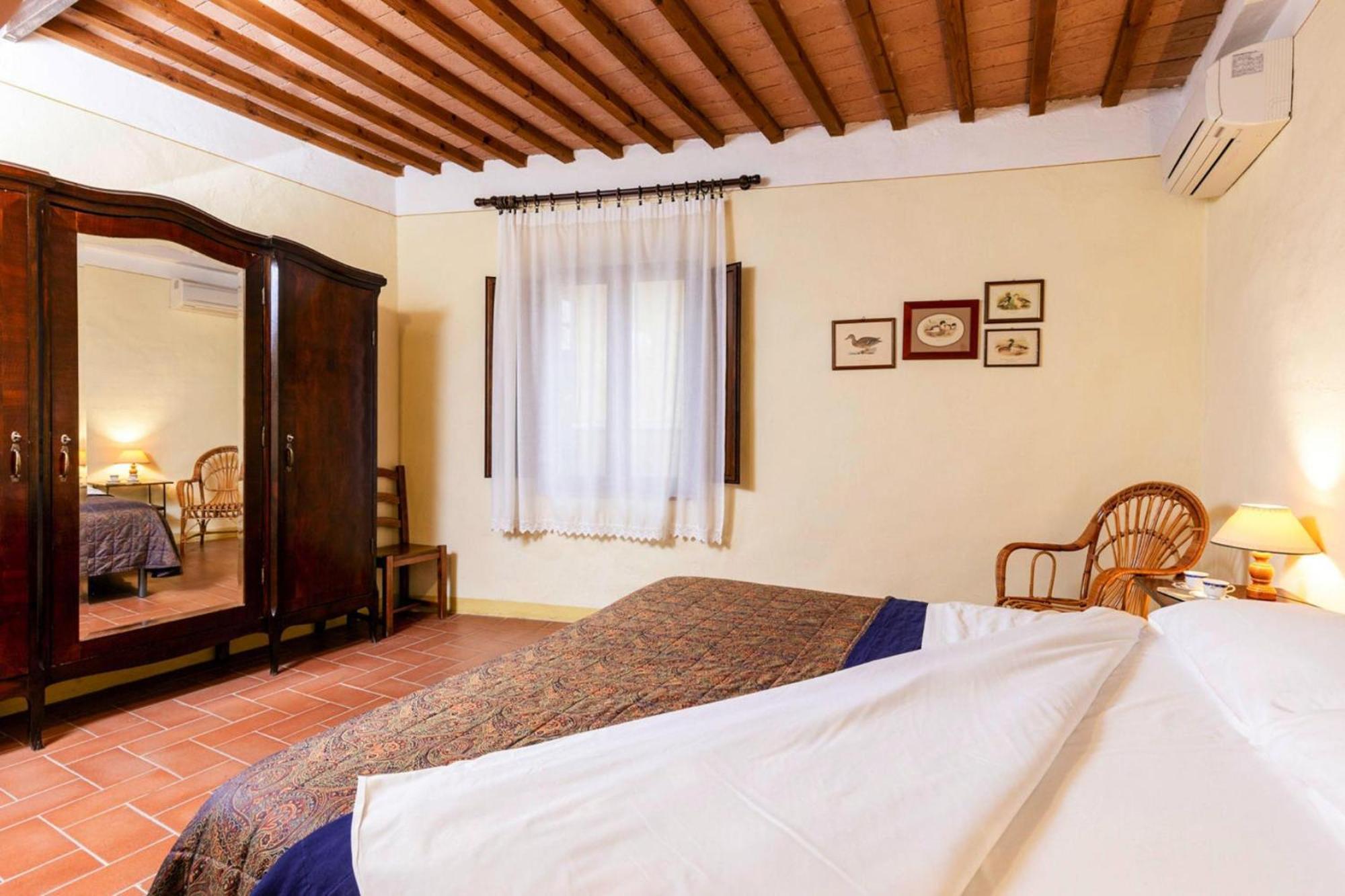 Apartamento Fattoria Bio Pieve A Salti Montalcino Exterior foto